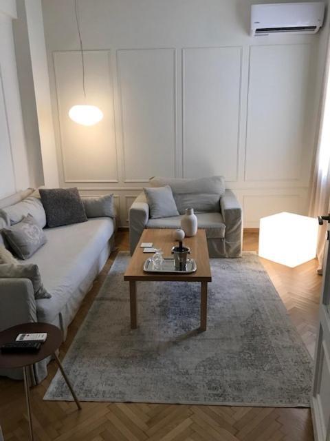 Api Projects Athens - Cartier Apartment Bagian luar foto