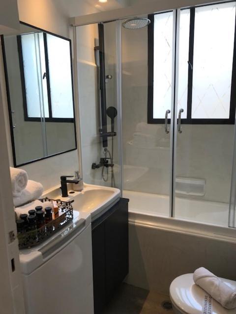 Api Projects Athens - Cartier Apartment Bagian luar foto